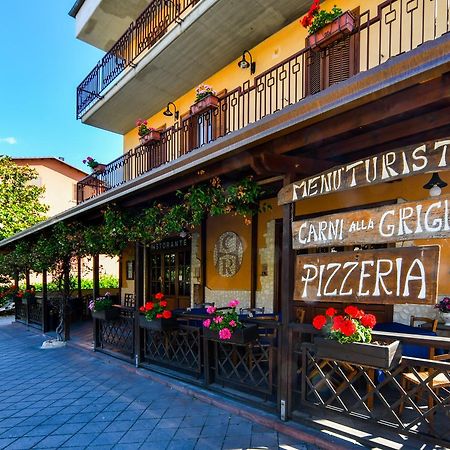 Hotel Cascia Ristorante Exterior foto